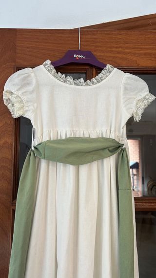 Vestido de comunión de lino natural 