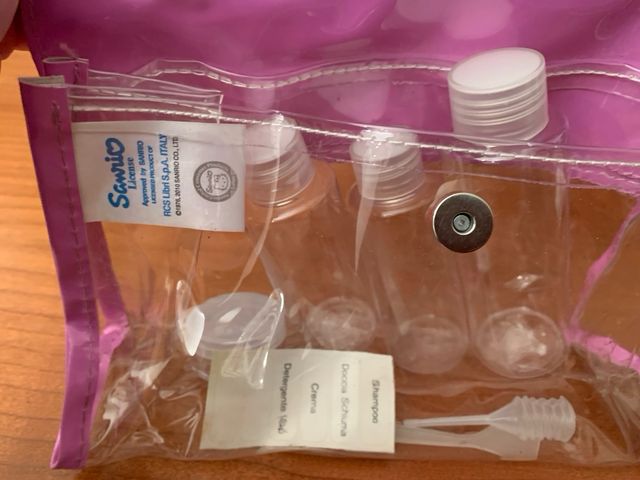 Travel kit Hello Kitty