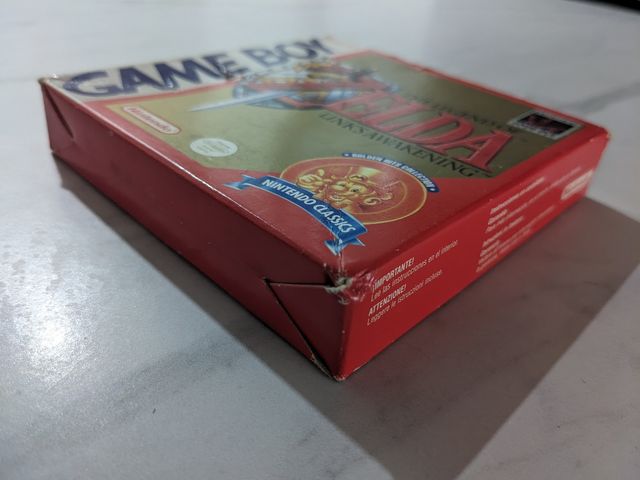 The Legend of Zelda Links Awakening Game Boy Box