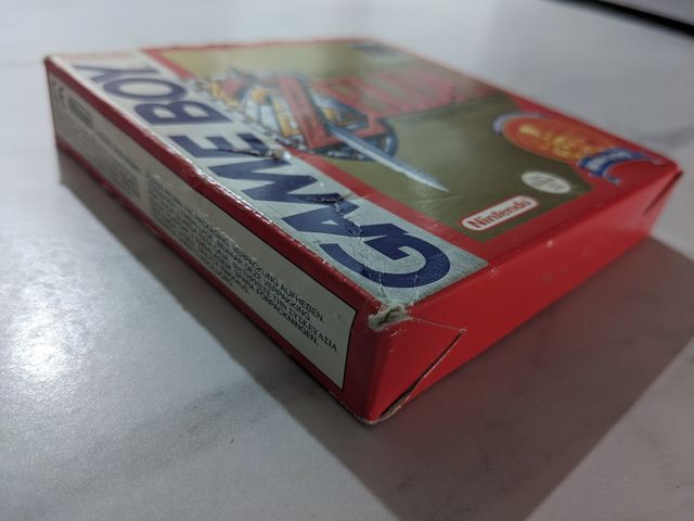 The Legend of Zelda Links Awakening Game Boy Box