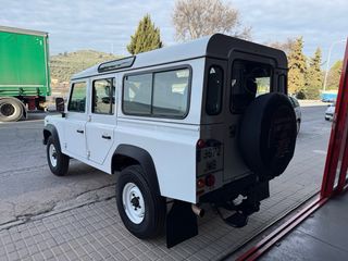 Land Rover Defender 2016