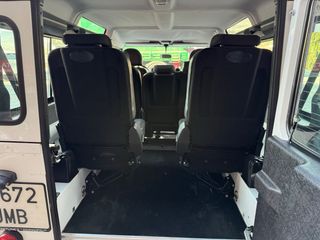 Land Rover Defender 2016