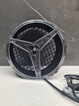 Emblema Mercedes luminoso