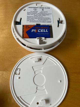 5 Detectores  Humo con Soporte  mas 9 V (6LR61)