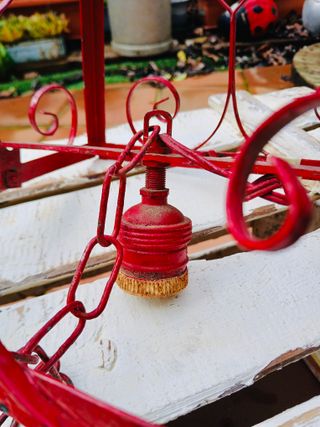 LAMPARA COLGANTE DE FORJA COLOR ROJO