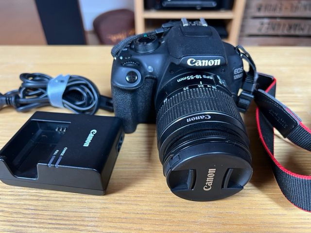 Camara reflex Canon EOS 1200D