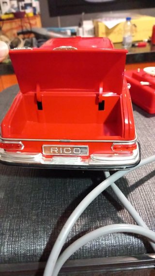 Coche teledirigido antiguo