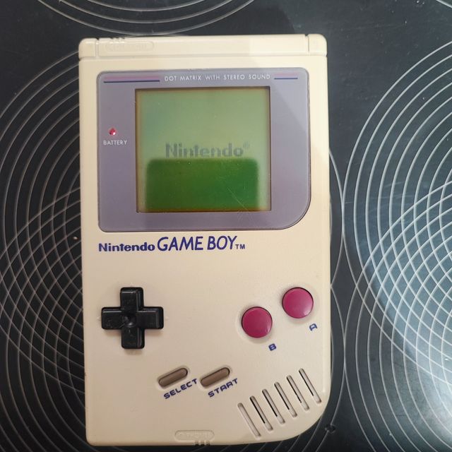 NINTENDO GAME BOY CLASICA