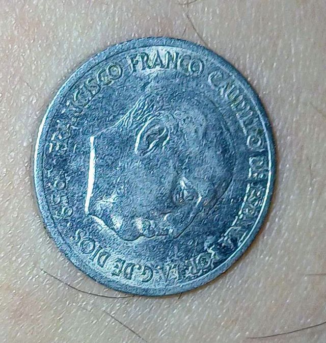 Monedas de 10 céntimos de peseta de los