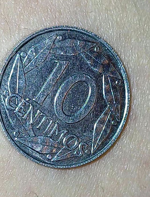 Monedas de 10 céntimos de peseta de los