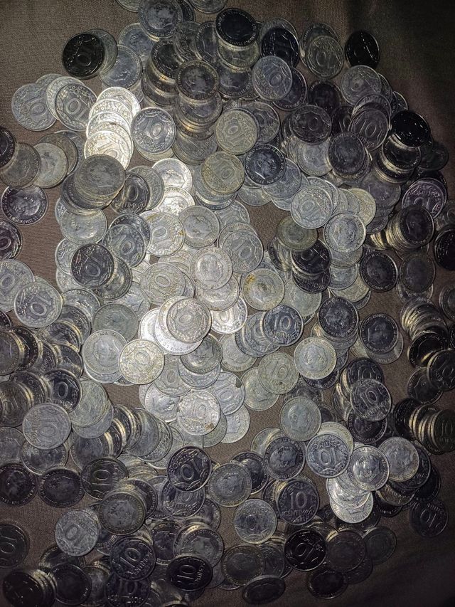 Monedas de 10 céntimos de peseta de los
