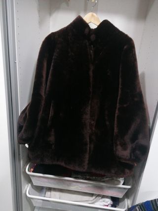 Abrigo de piel de mutton marrón