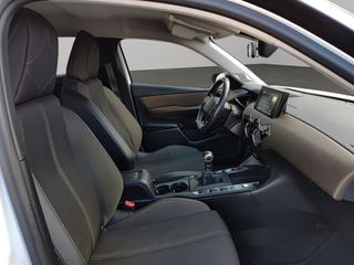 DS Automobiles DS 3 BlueHDi 73 kW Manual CONNECTED CHIC