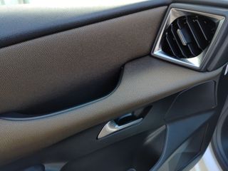 DS Automobiles DS 3 BlueHDi 73 kW Manual CONNECTED CHIC