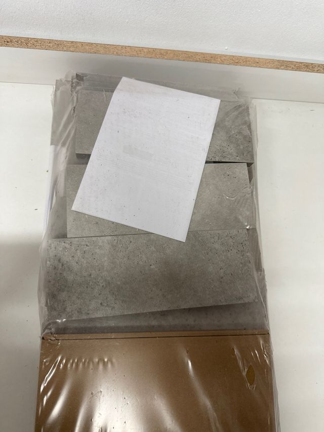 Credenza in cemento grigio 30x30x70 cm Parquet