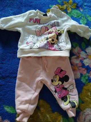 Vendo chándal de niña