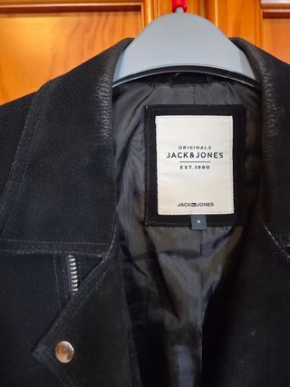 Chaqueta negra biker de cuero auténtico