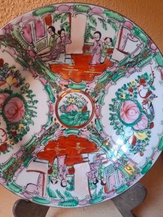 Plato ornamental de porcelana vintage
