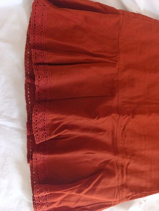 Falda color cazuela como nueva,