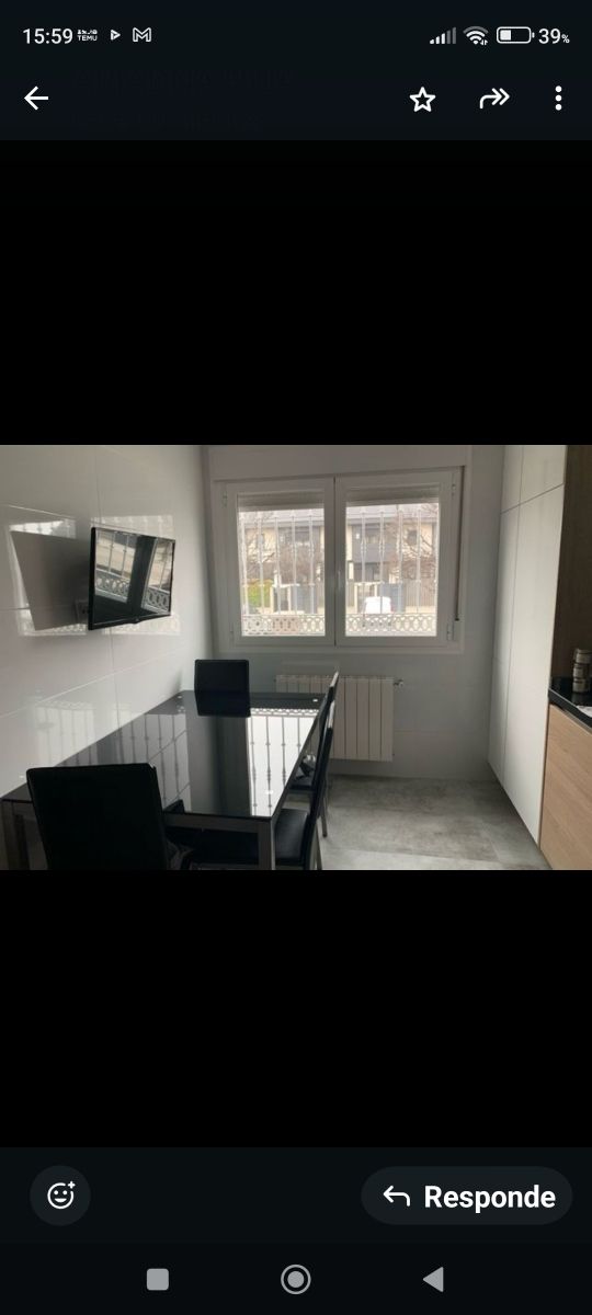 Mesa cristal negro y cuatro sillas