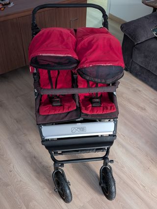 Carrito gemelar Mountain Buggy Duet 