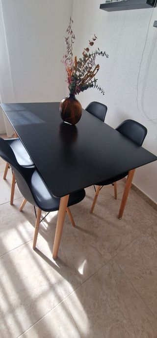 Conjunto mesa y sillas comedor