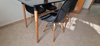 Conjunto mesa y sillas comedor