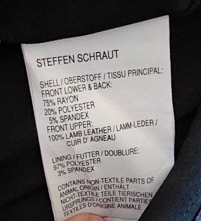 Vestido de cuero negro