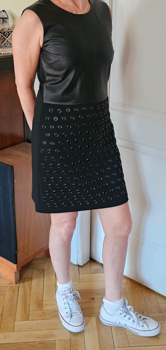 Vestido de cuero negro