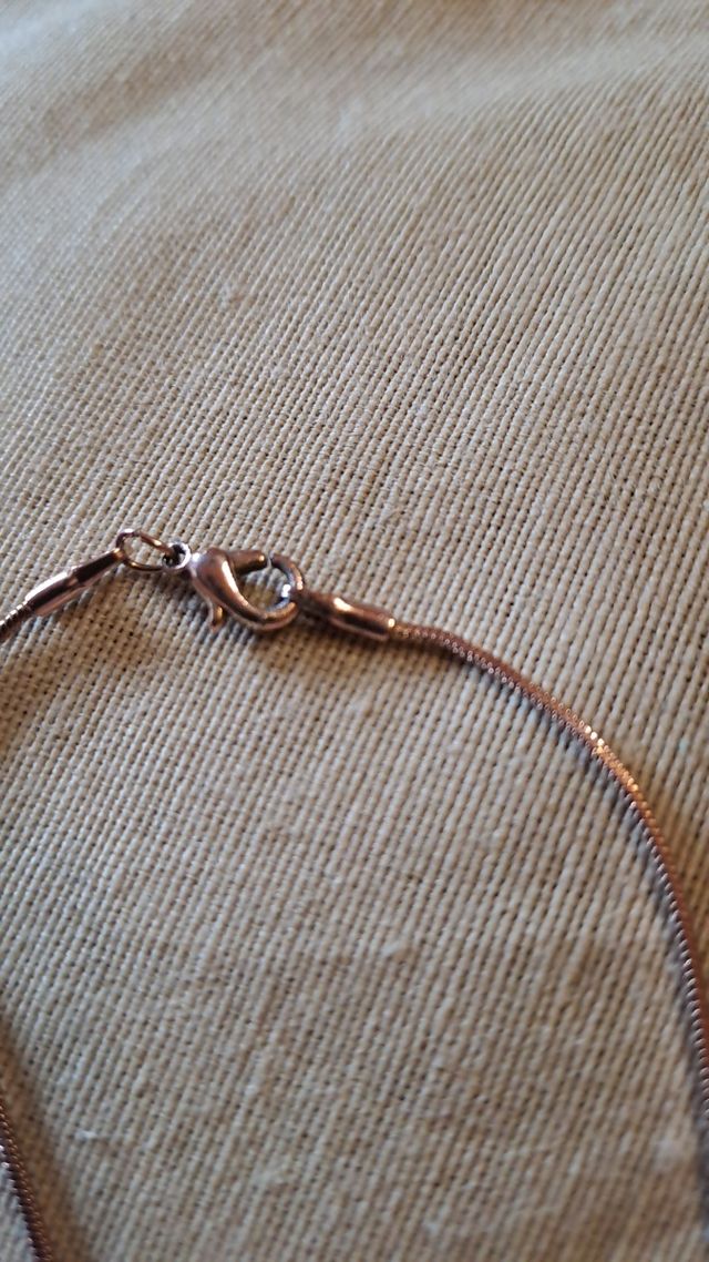 Catenina con ciondolo coniglietto