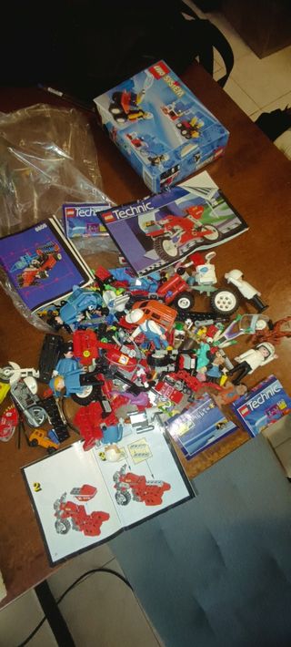 LEGGI! LEGO Playmobil