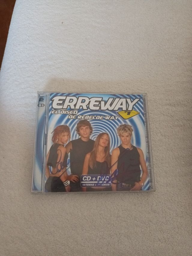 Erreway el disco de rebelde way firmado