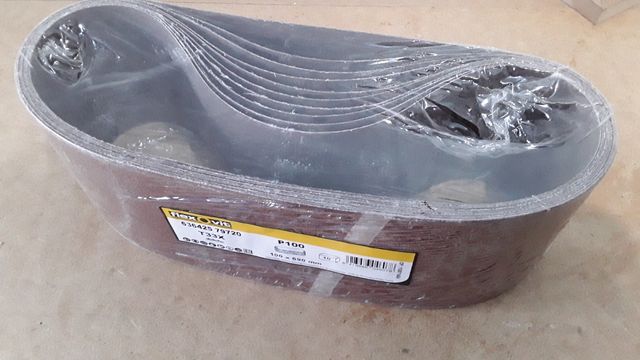 Bandas de lija 100x690mm.