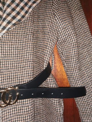 URGE !!CHAQUETA AMERICANA DE PAÑO CON CINTURÓN