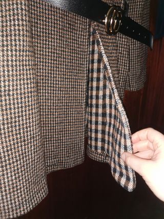 URGE !!CHAQUETA AMERICANA DE PAÑO CON CINTURÓN