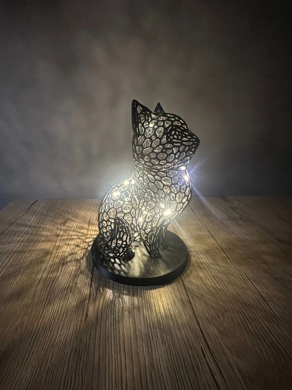 Gatto nero con filo di microled soprammobile