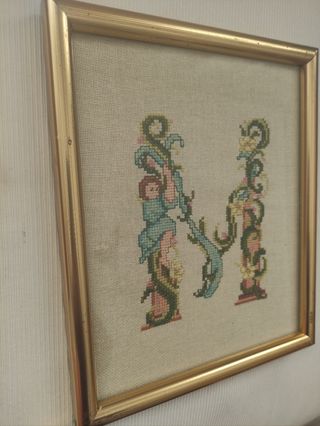 Antiguo cuadro punto de cruz