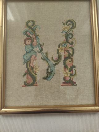 Antiguo cuadro punto de cruz