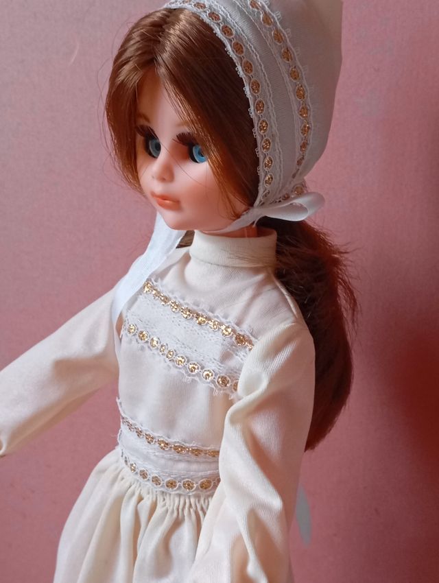 Muñeca vintage, Lissi