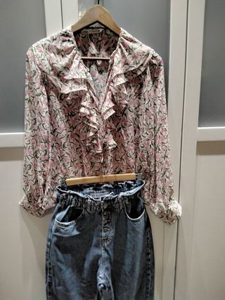 Chaqueta y Camisa