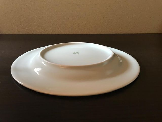 Vajilla con 550 piezas