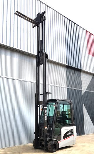 TORO TORITO ELECTRICO 2000 KG TRIPLE ECONOMICO