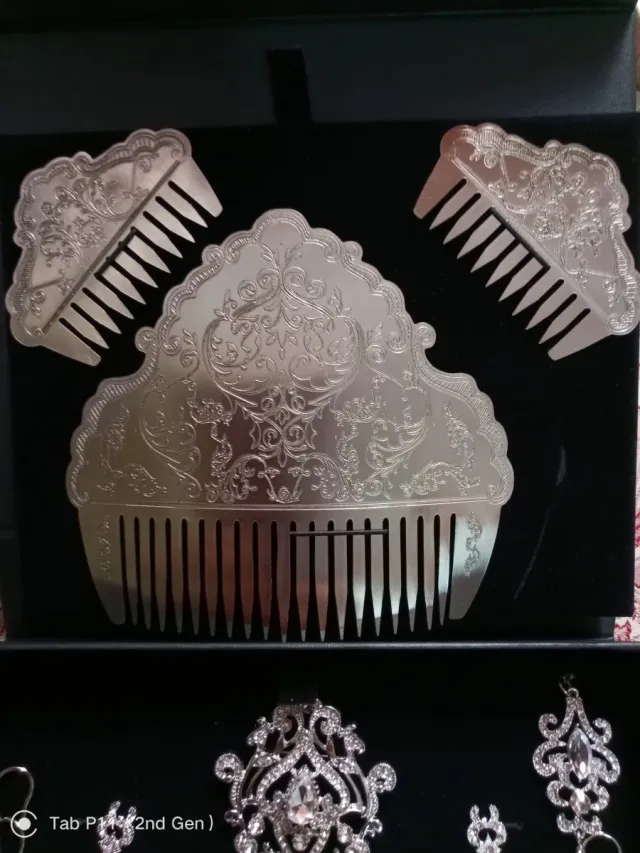 Oferta lote! Aderezo y peinetas plata