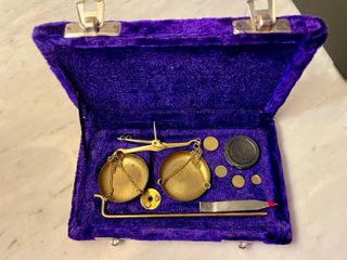 Balanza antigua de joyeria COMPLETA
