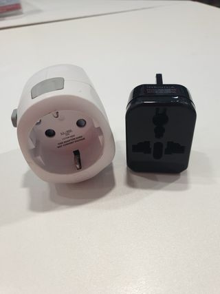 2 ADAPTADORES DE VIAJE