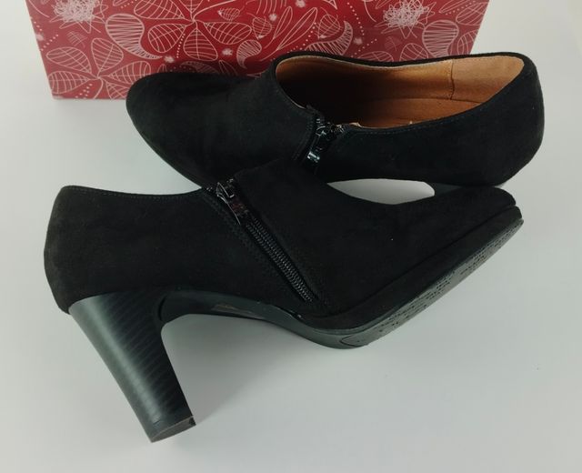 Zapatos tacón negros, talla 40