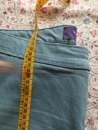 Pantalones Violeta Mango talla 44