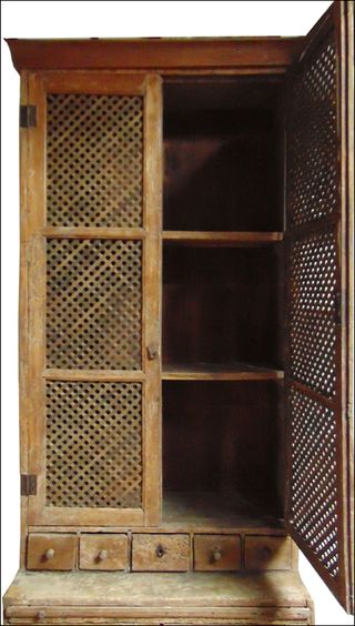 ANTIQUÍSIMO MUEBLE DE BOTICA DE TOLEDO.