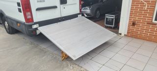 PUERTA RAMPA ELEVADORA PARA FURGON 
