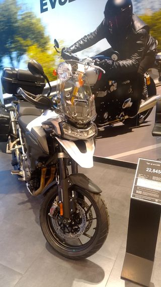 triumph tiger 1200 gt pro